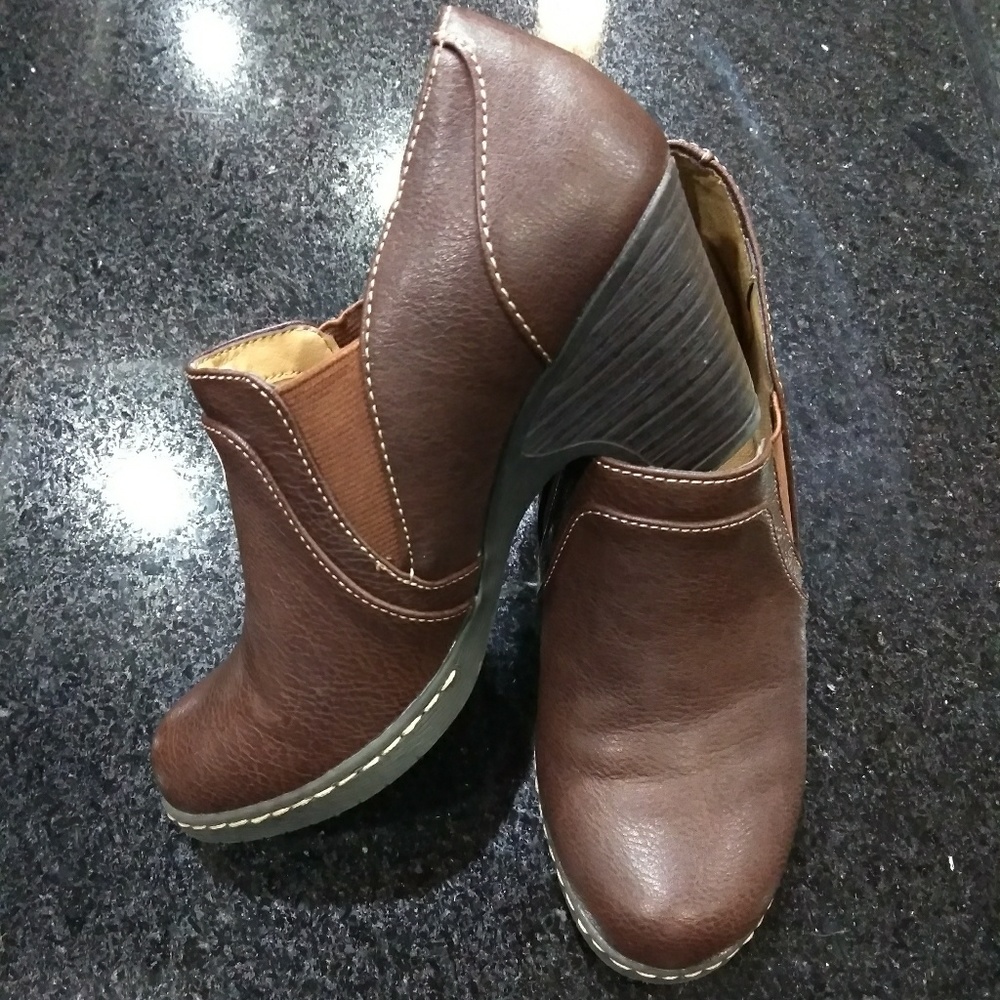 Croft and Barrow Ankle Booties